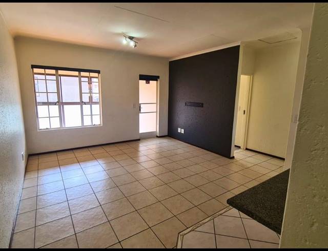 2 BEDROOM APARTMENT FOR SALE IN BRENTWOOD PARK